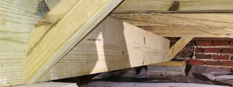 Crawlspace Girder Beams And Support Column